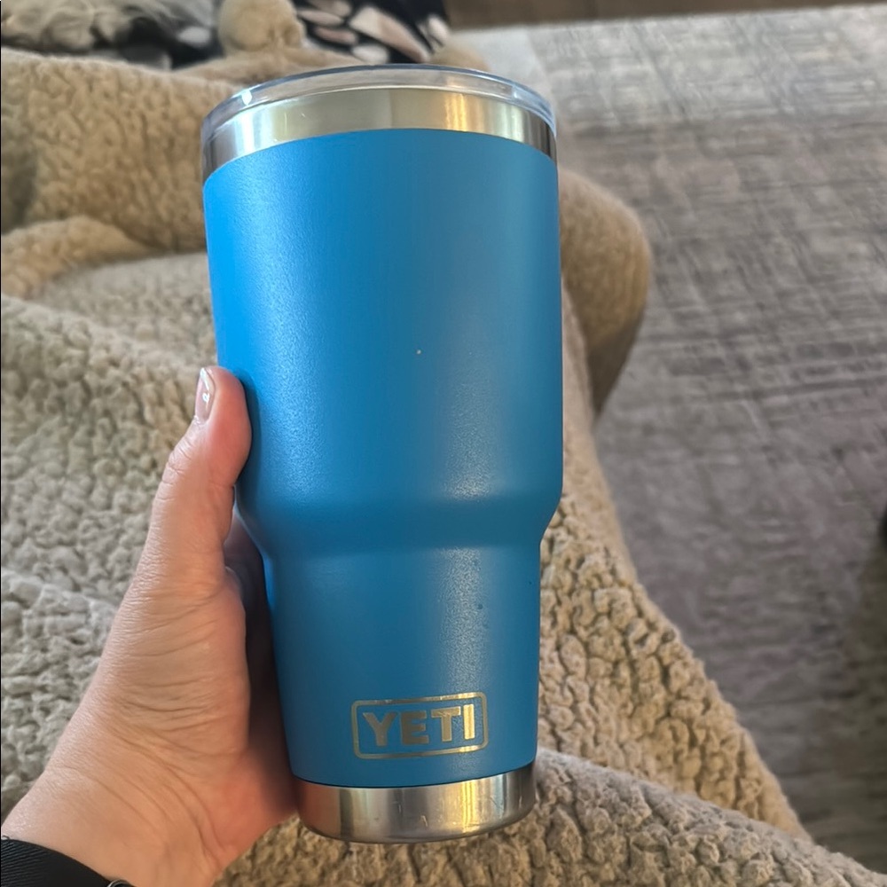 YETI Sky Blue Travel Mug